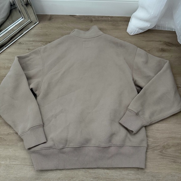 Abercrombie and Fitch Beige Quarter Zip Sweatshirt - Picture 6 of 11